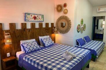 הוסטל Maria Flor Pousada