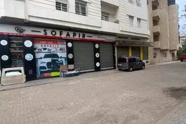 تختخواب و صبحانه Villa Familys