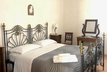 פנסיון La Dimora Del Barone