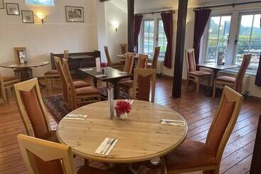 בית מלון כפרי The Trooper Inn