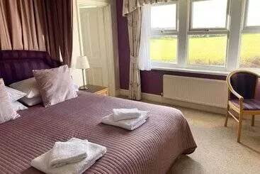 فندق The Trooper Inn