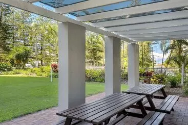 아파트 Oscar On Main Beach Resort