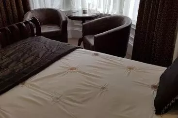 پانسیون Hamilton House