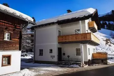ベッドアンドブレックファースト Leni S Mountain Appartements