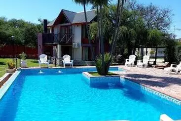 Apart Otel Cabañas Ayres Del Lago 1