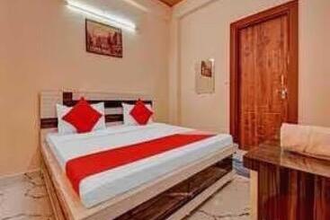 Hotel O Ayansh Residency