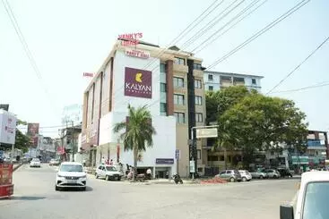 Hotel Collection O Venky  S Stay Inn