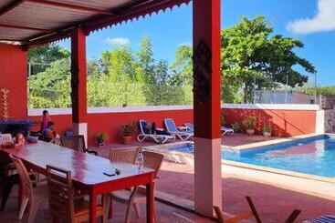 ペンション Villa Kiki Ensenada