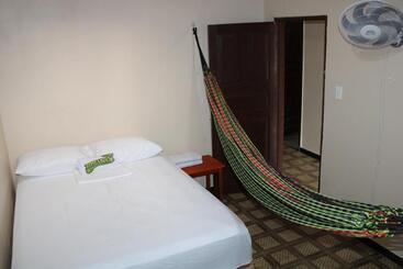 پانسیون Hipilandia Amazonas Hostel