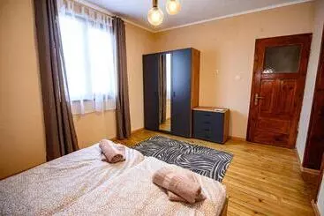 ペンション Lalev Guest House