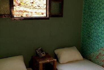 Vandrarhem Gite Entre Les Deux Vallées