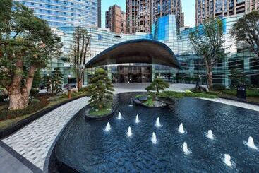 Отель Wyndham Grand Plaza Royale Yujia Anhua