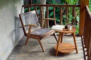 Pensjonat Into The Blue   Yoga Included & Walk To 3 Beaches