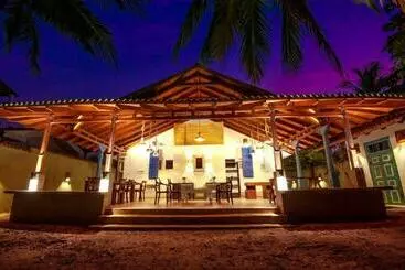 Resort Ocean Gateway Dickwella