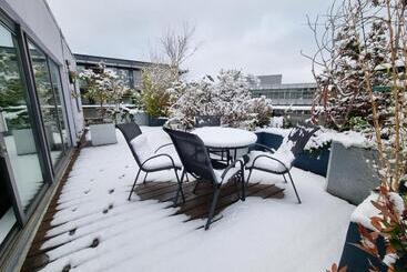 Farringdon Laceby Apartments