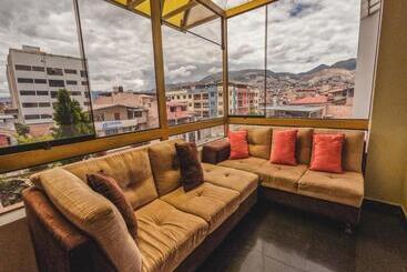 Gran Kunturwasi Hotel Senior