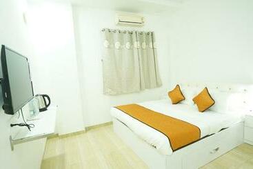 Szálloda Malhar Villa