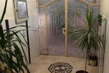 پانسیون Sunny Sea