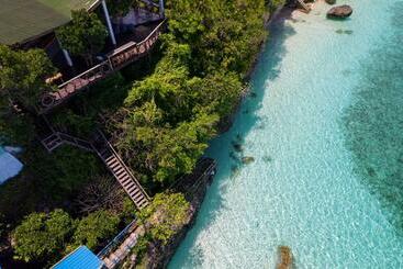 Szálloda Seascapes Bira