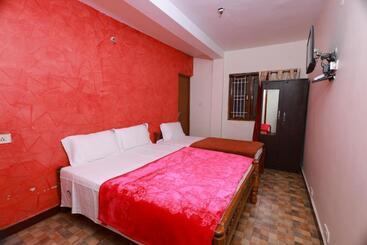 פנסיון Seven Endue Cottages