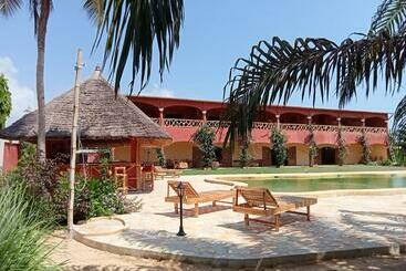 ホテル Domaine De La Palmeraie Ouidah