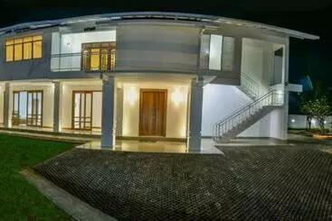 Pensión Riccotara Villa