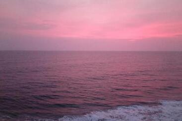 Kapselhotel Organic Villa Cliff Cottages