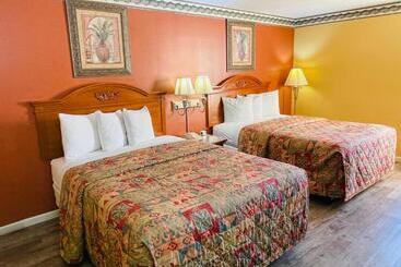 בית מלון כפרי Mountain Inn & Suites  Dunlap Tn