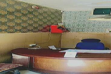 Отель Oyo 70207 Moon Star