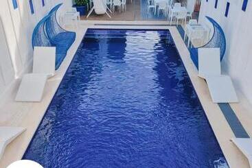 호텔 Ruhe Suites Coron