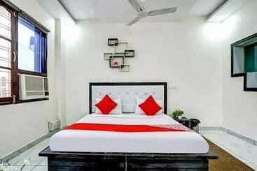 Hotel Flagship Seventy Stay In