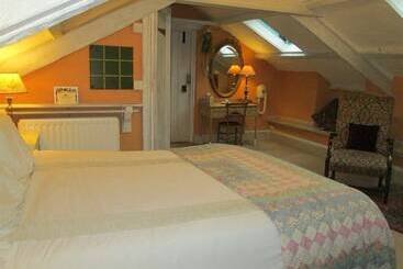 민박 Alnwick Lodge