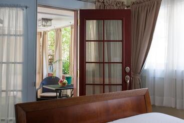 مبيت وإفطار Craftsman Inn