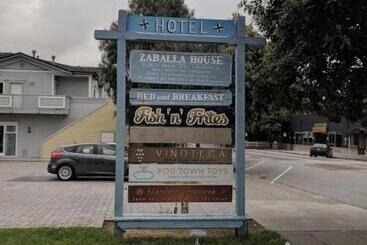 Bed & Breakfast Zaballa House