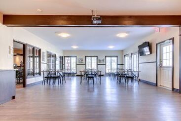 فندق Hôtel Marineau Shawinigan