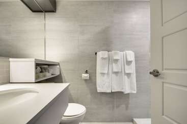 酒店 Hôtel Marineau Shawinigan