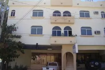 ホテル Maria Elena