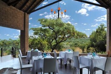 Hotel Zwahili Game Lodge & Spa