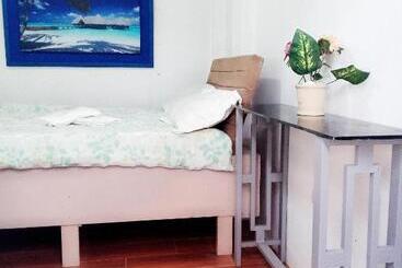 Leizel S Bed & Breakfast