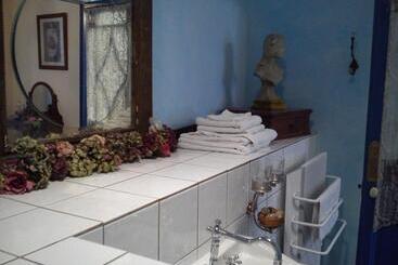 Bed and Breakfast Domaine Du Peyron