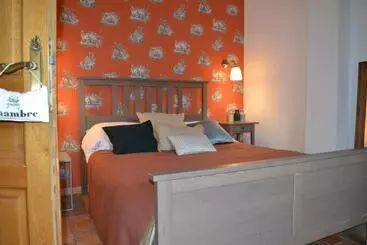 Bed & Breakfast La Longère D Ecottes