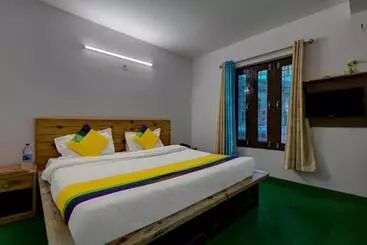 Pension  Itsy Hotels Shri Gv Inn, 600 Mtrs From Tiffin Top
