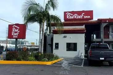 Royalty Inn