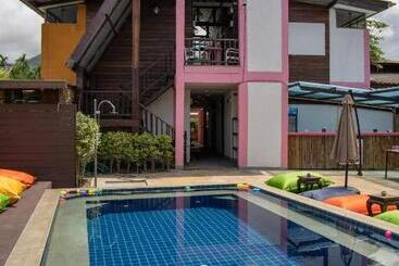 K Bunk Hostel Pai Walking Street