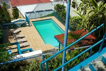 Bed and Breakfast Galleon House