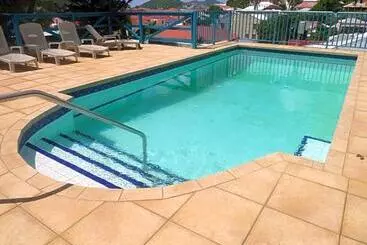 تختخواب و صبحانه Galleon House