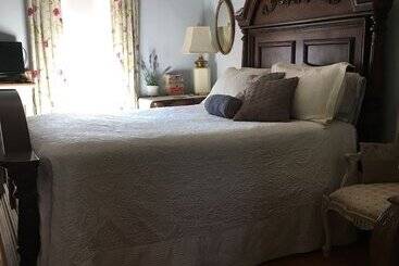 Fleetwood House Bed And Breakfast