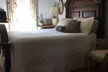 Fleetwood House Bed And Breakfast