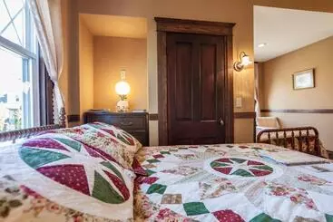 Friendly City Inn B&b