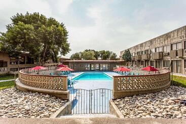 فندق Econo Lodge